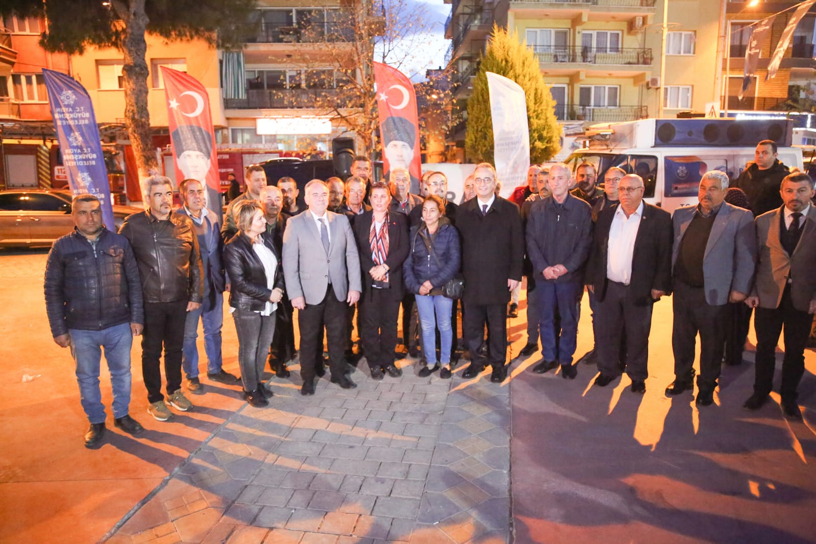 Başkan Çerçioğlu, Germencikli vatandaşlarla iftar sofrasında buluştu