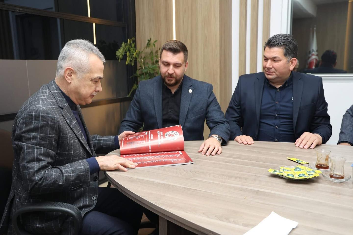 652241290 1383314647163043 4023116626306361749 N