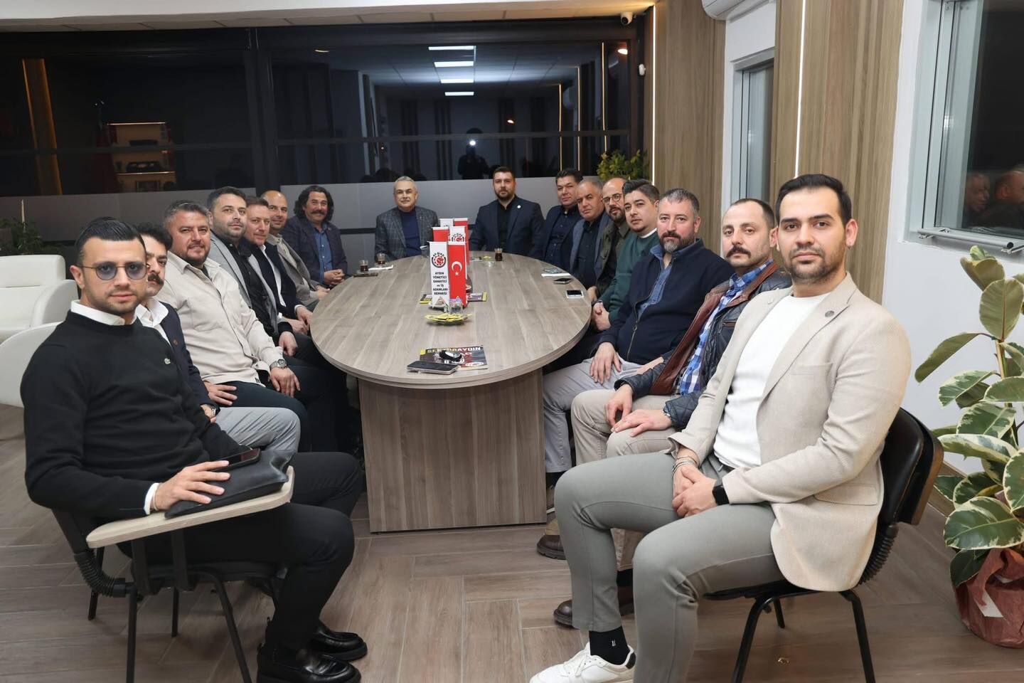 652716465 1383314673829707 254547618670360144 N