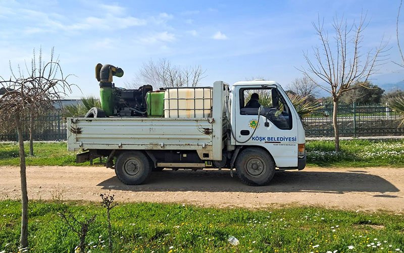 Köşk’te uçkunla erken mücadele aralıksız sürüyor