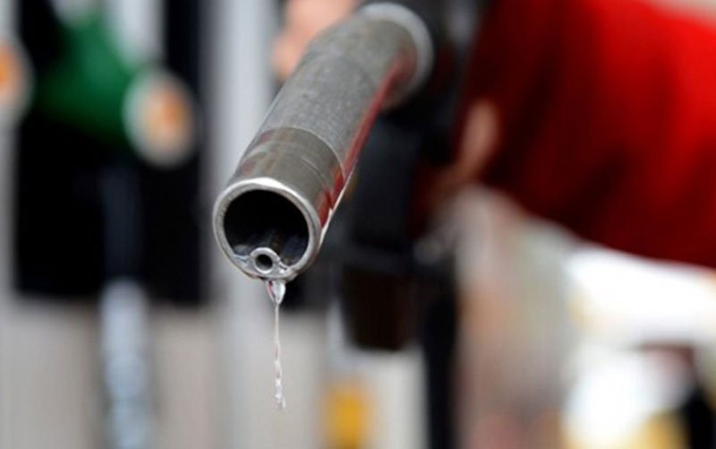 Akaryakıta yeni zam! Bir psikolojik sınır daha aşılıyor