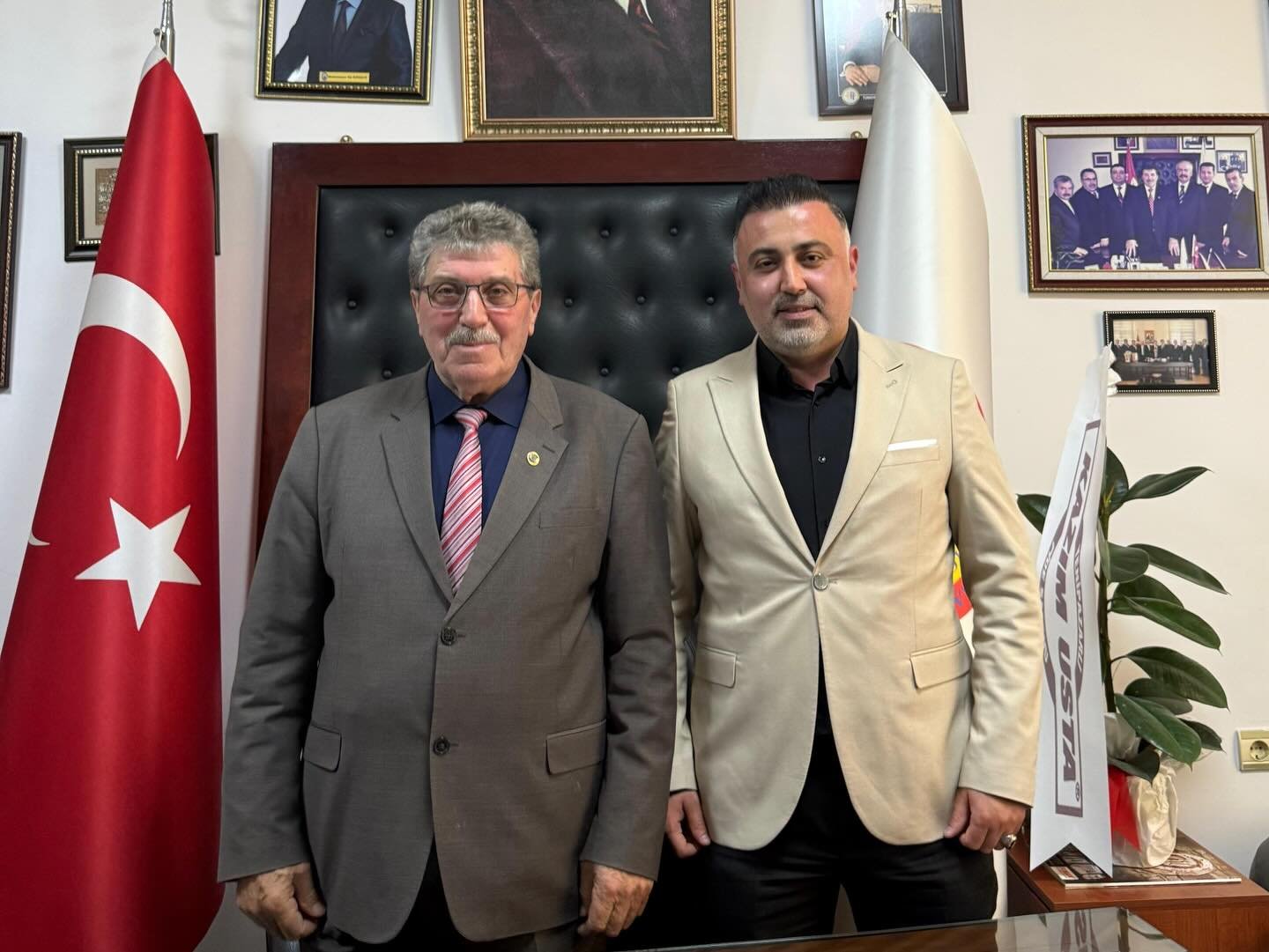 671122780 18087317561353393 1720758962469810233 N