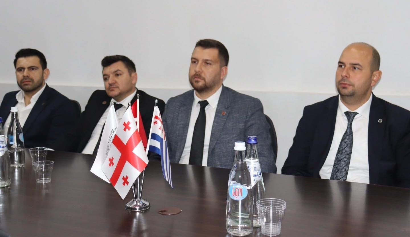 677841751 1414441067383734 1774529740437444481 N