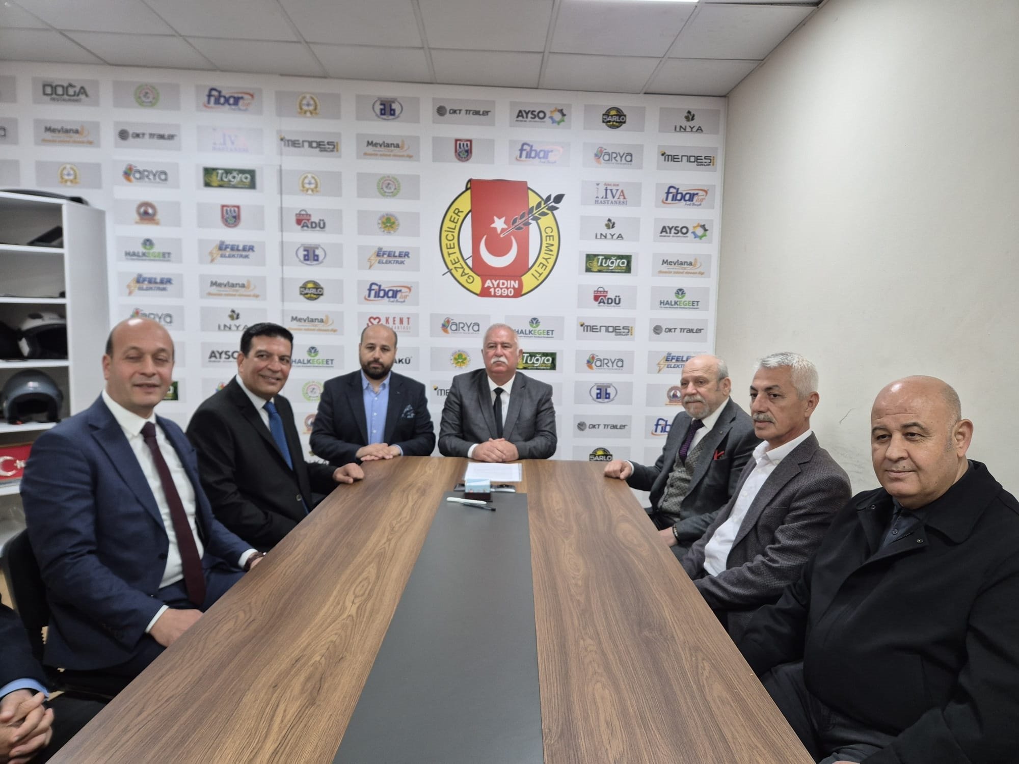 Whatsapp Image 2026 04 15 At 15.19.56