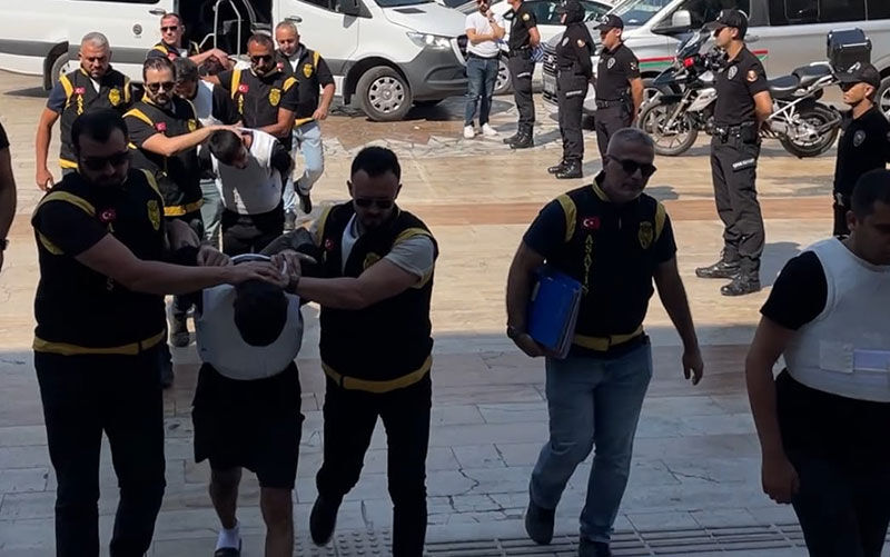 POLİS