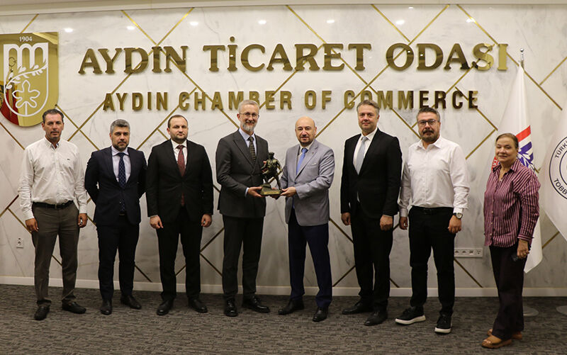 AYTO, Naryman Dzhelialov’u ağırladı
