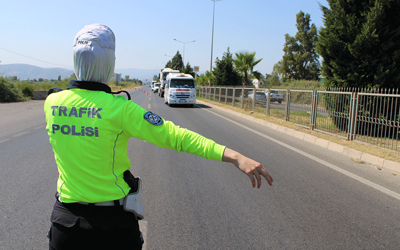 POLİS