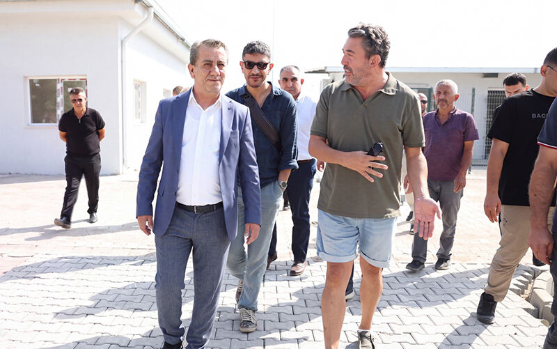 Emre Kınay’dan Yetişkin’in örnek projesine tam not