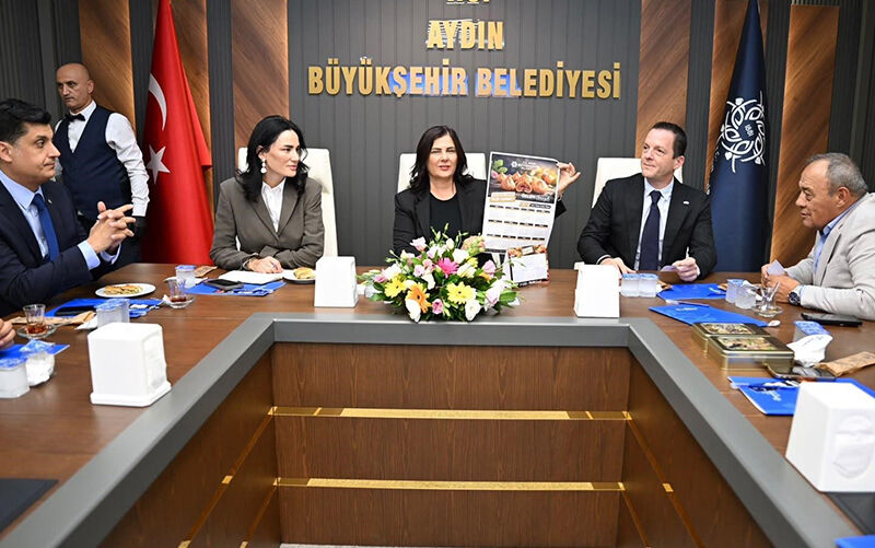 Başkan Çerçioğlu incir ihracatçıları ile buluştu
