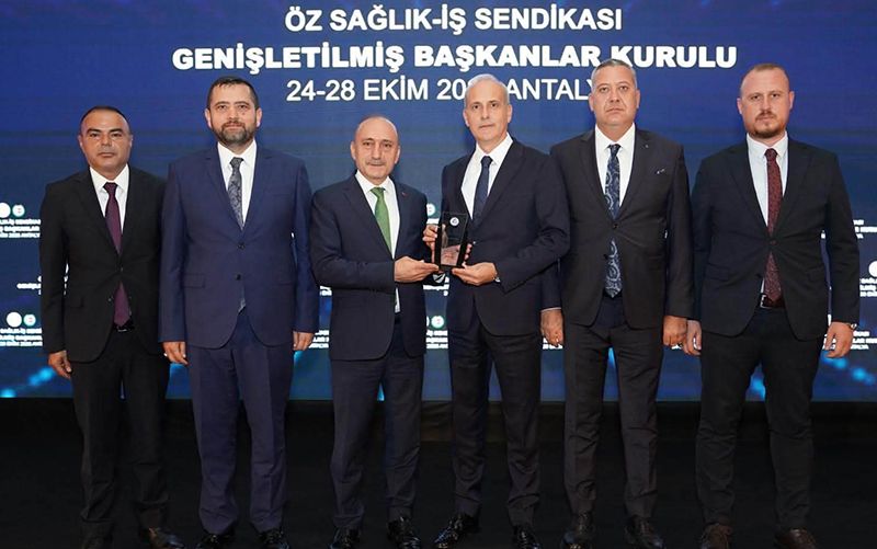 Öz Sağlık-İş Aydın’dan rekor yetki başarısı
