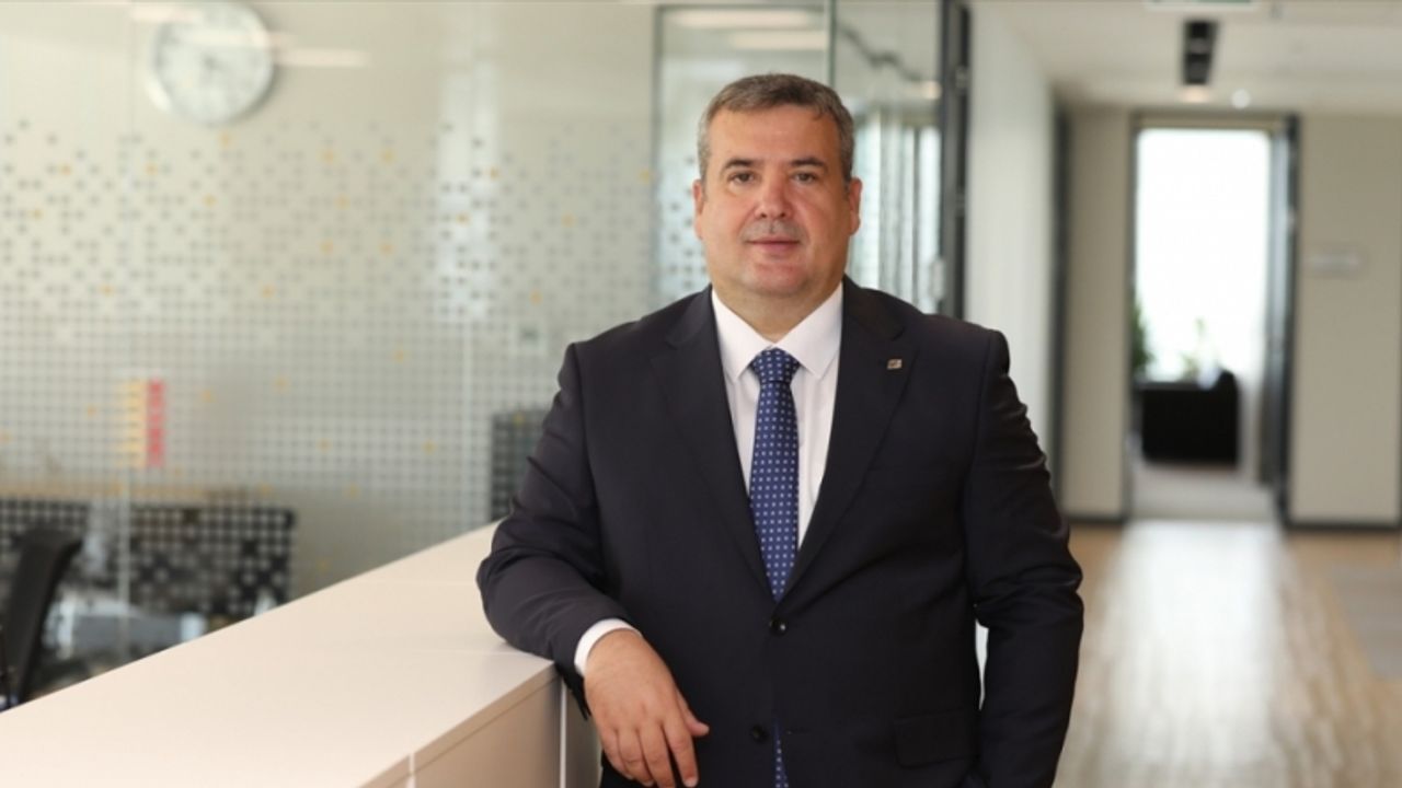 VakıfBank Genel Müdür Yardımcısı Zafer: "Bankalar, teknoloji şirketi olma yolunda ilerliyor"