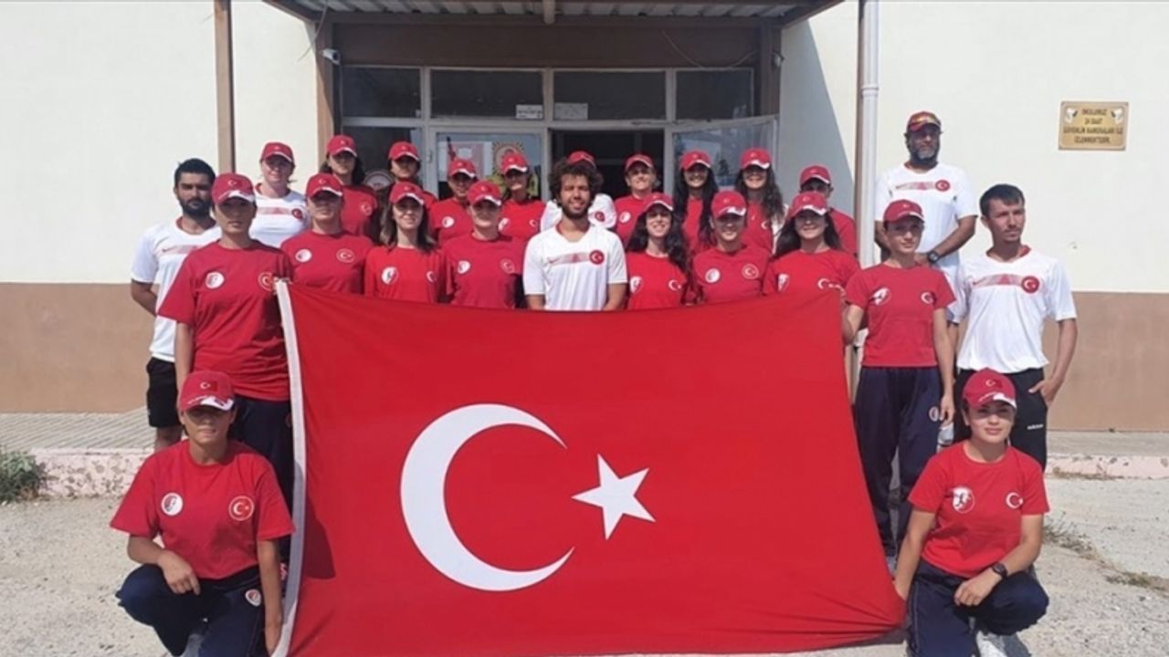 Kriket Kadın Milli Takımı'nın Denizli'deki kampı sürüyor