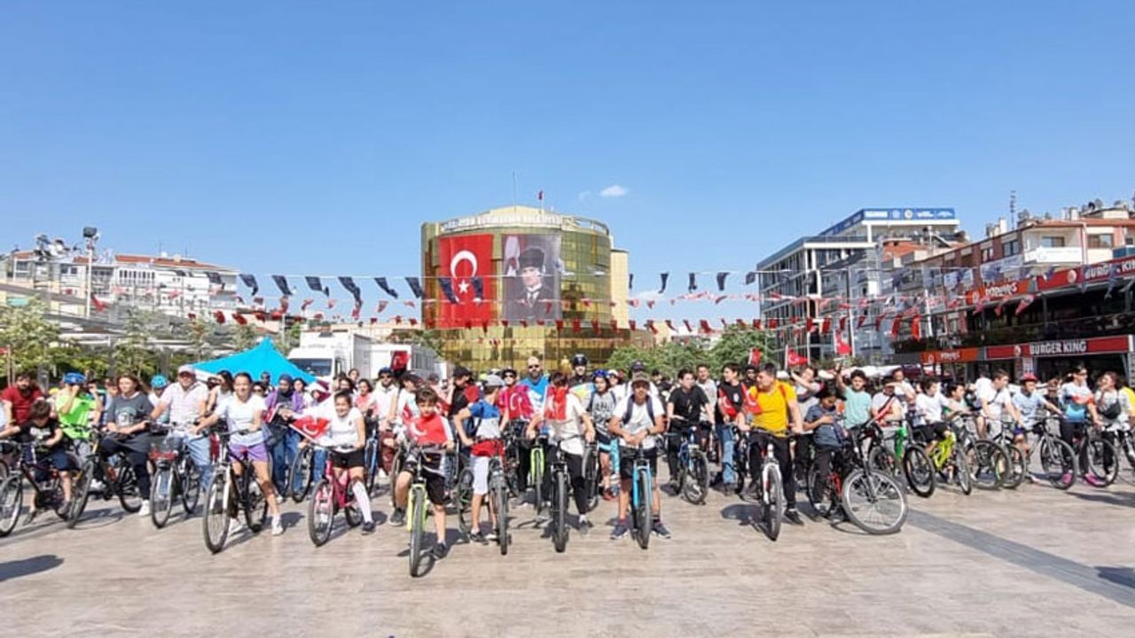 Aydın'ın bisiklet şenliği rekor katılımla gerçekleşti