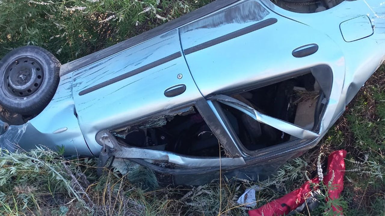 Aydın’da 2 otomobil çarpıştığı kazada 2 kişi yaralandı