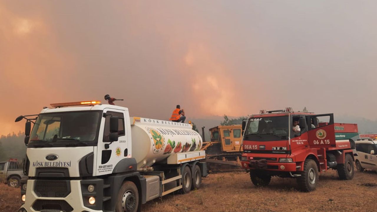 Köşk Belediyesi’nden, Marmaris'teki orman yangınına destek