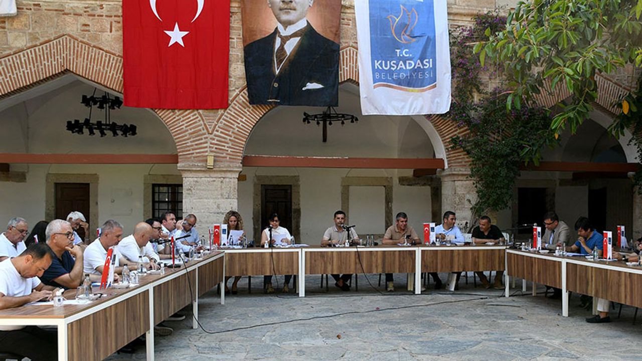 Kuşadası Belediye Meclisi haziran ayı toplantısı yapıldı