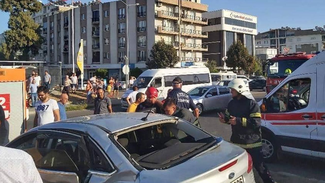 Aydın'da otomobil takla attı: 1’i çocuk 5 yaralı