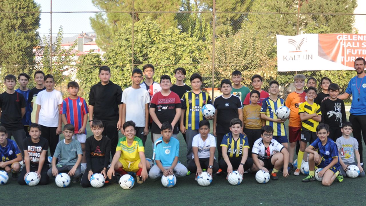 Çine geleceğin futbolcularını yetiştiriyor