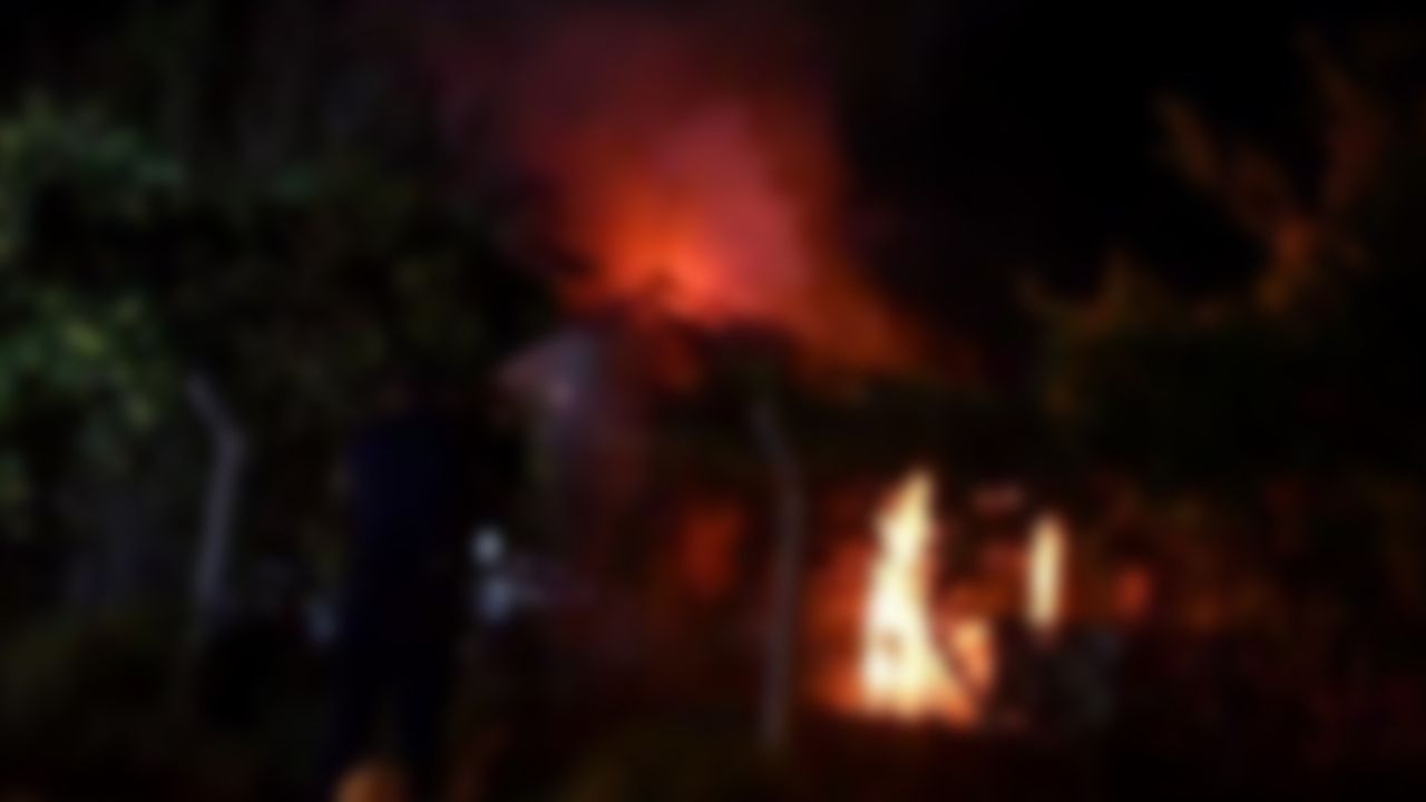 İncirliova’da müstakil evde yangın