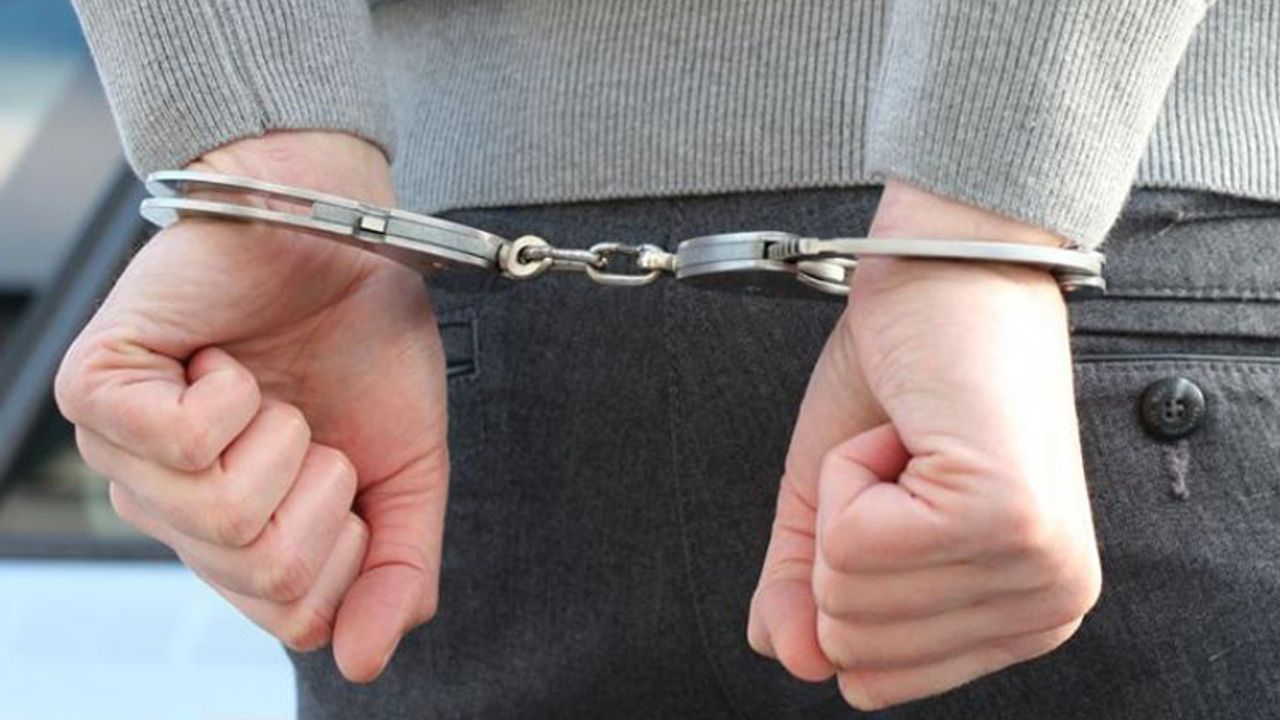 Nazilli’de  hırsızlık yaparken suçüstü yakalanan 2 kişi tutuklandı