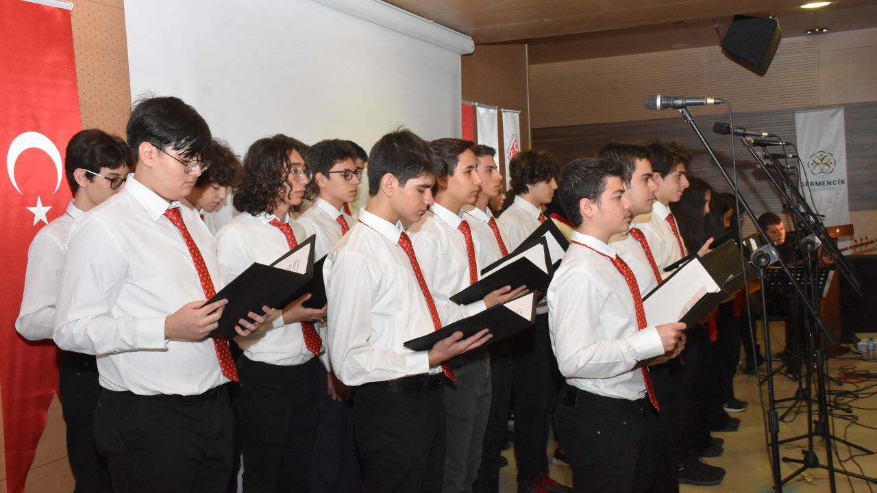 Aydın'da İstiklal Marşı'nın kabulünün yıl dönümünde programlar düzenlendi