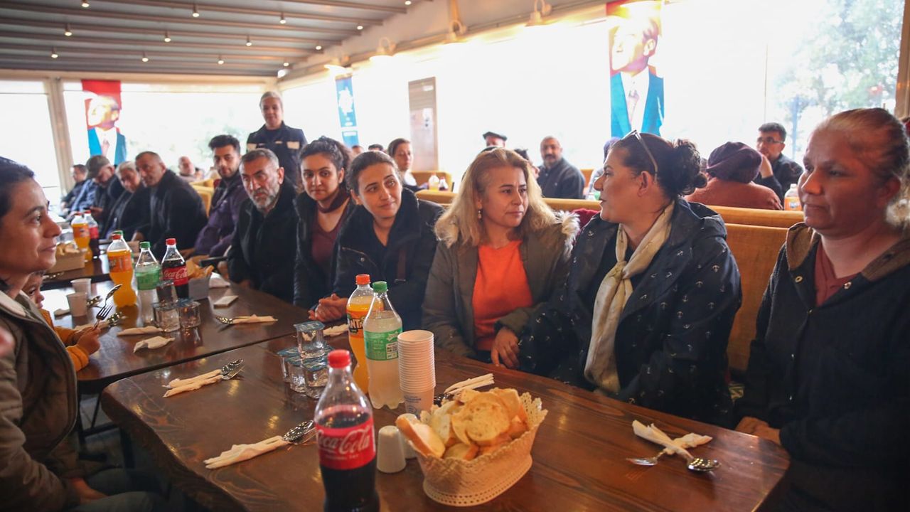 Başkan Çerçioğlu Kuşadası’nda depremzede ailelerle bir araya geldi