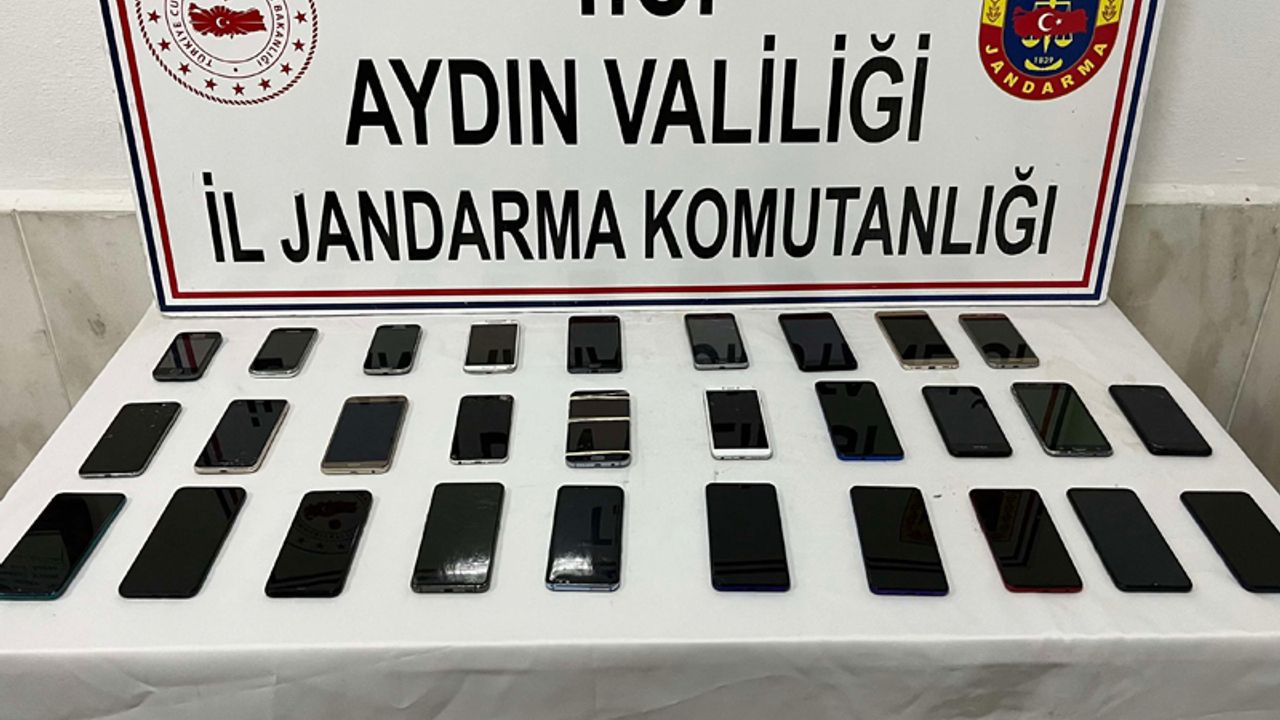 Aydın’da 29 kaçak telefon ele geçirildi