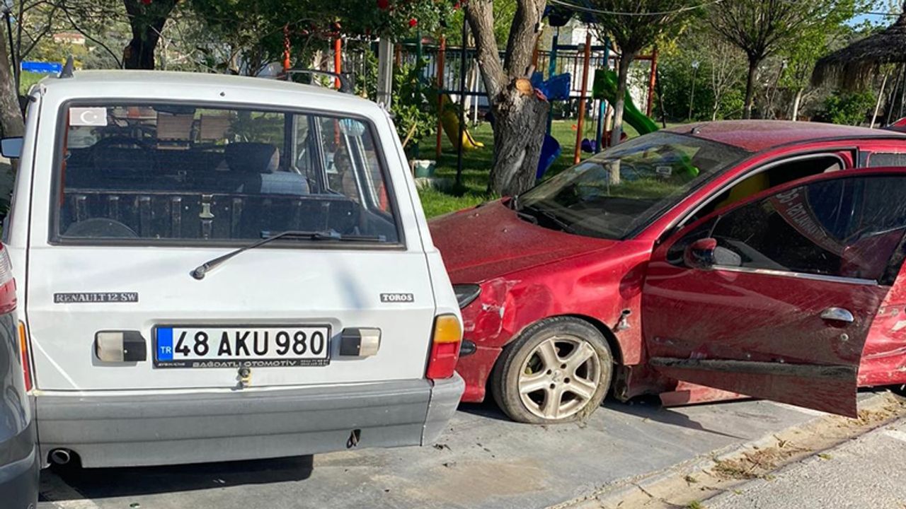 Çine'de iki otomobilin çarpışması sonucu 1 kişi yaralandı