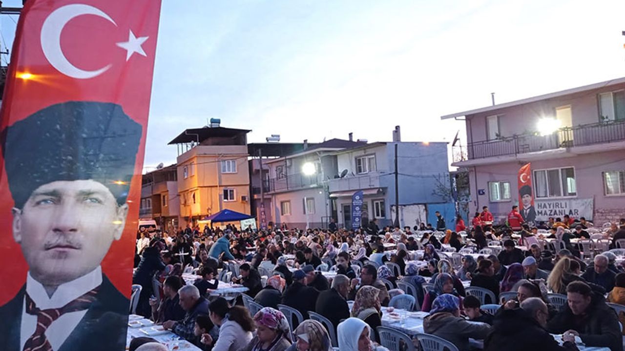 Başkan Çerçioğlu, iftar sofralarında vatandaşları yalnız bırakmadı