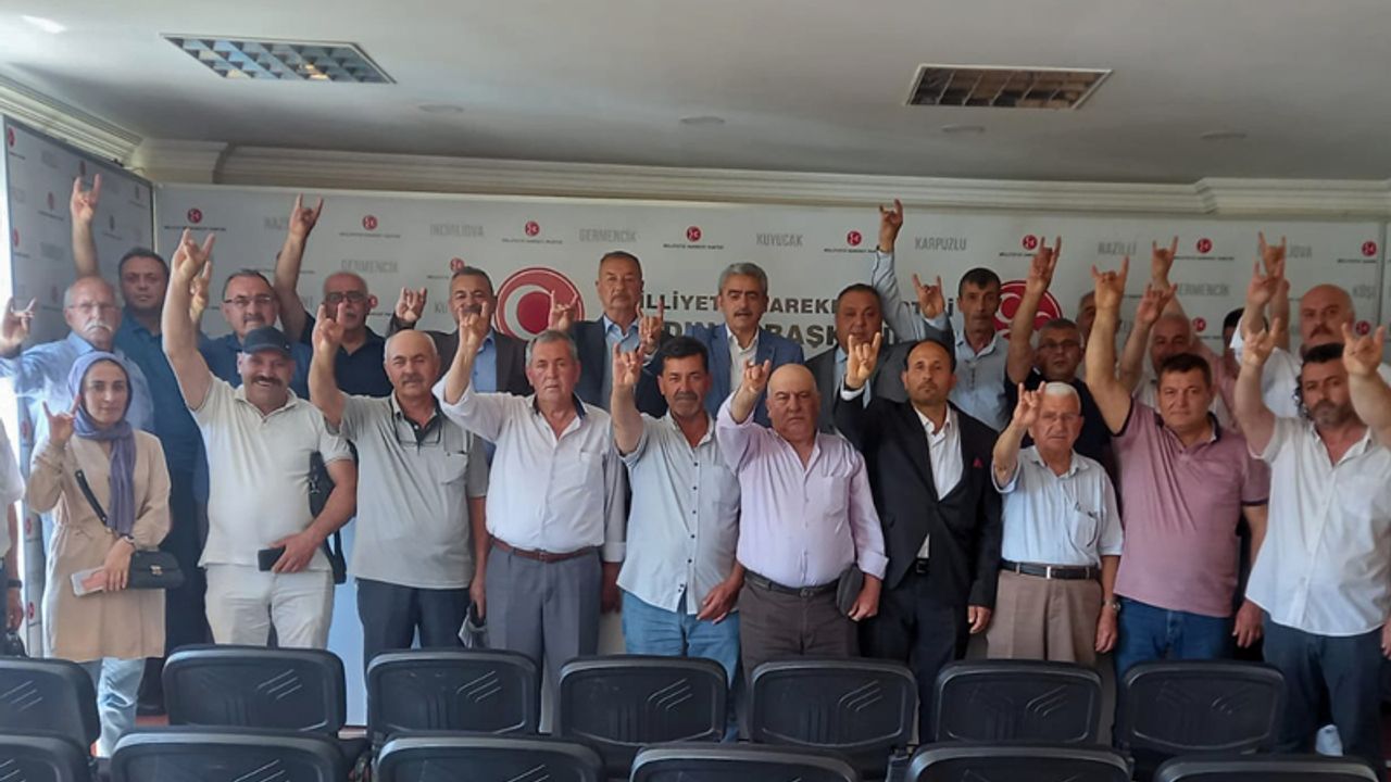 Aydın'da 15 kişi, MHP'ye üye oldu