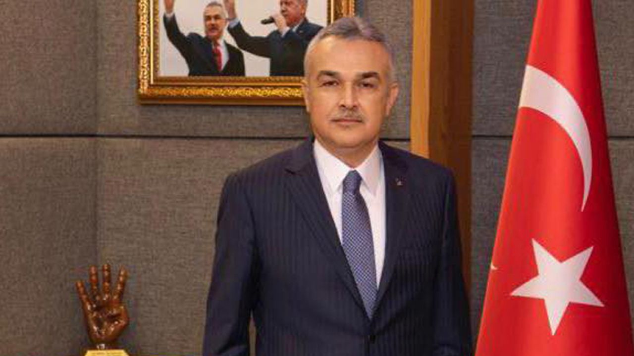 Mustafa Savaş yeniden KİT komisyonu başkanı