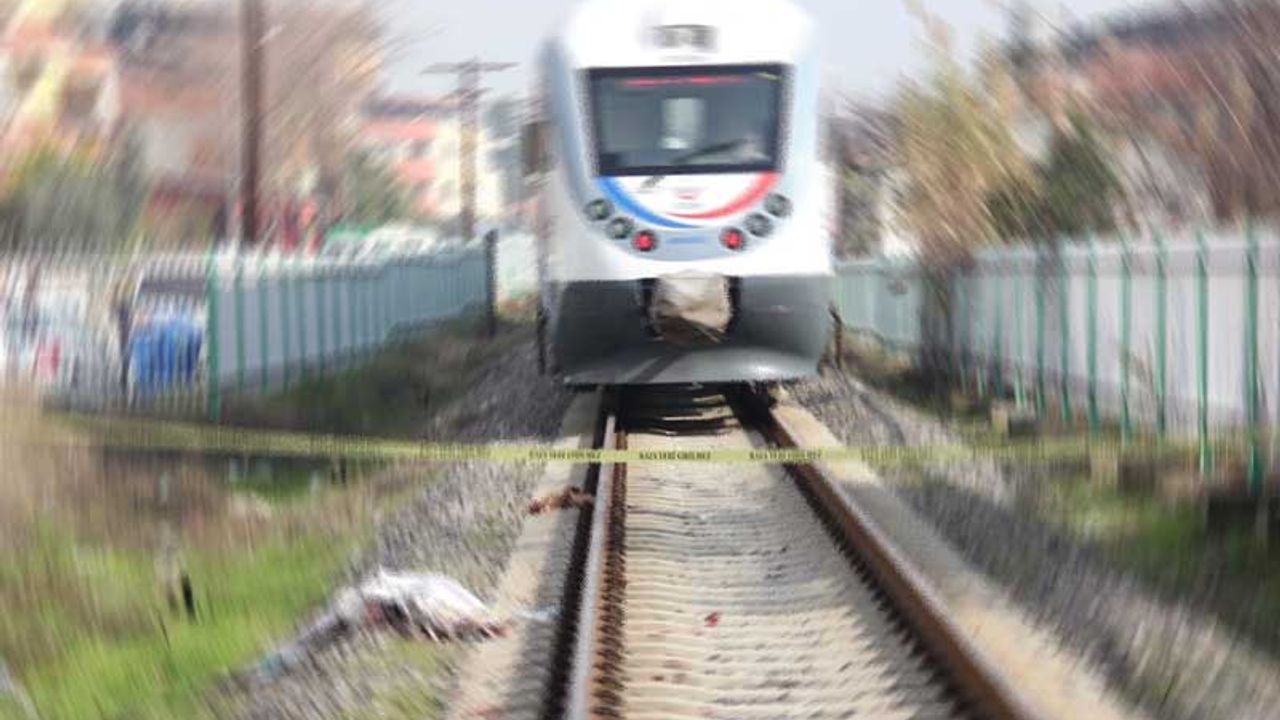 Aydın'da trenin çarptığı çocuk hayatını kaybetti