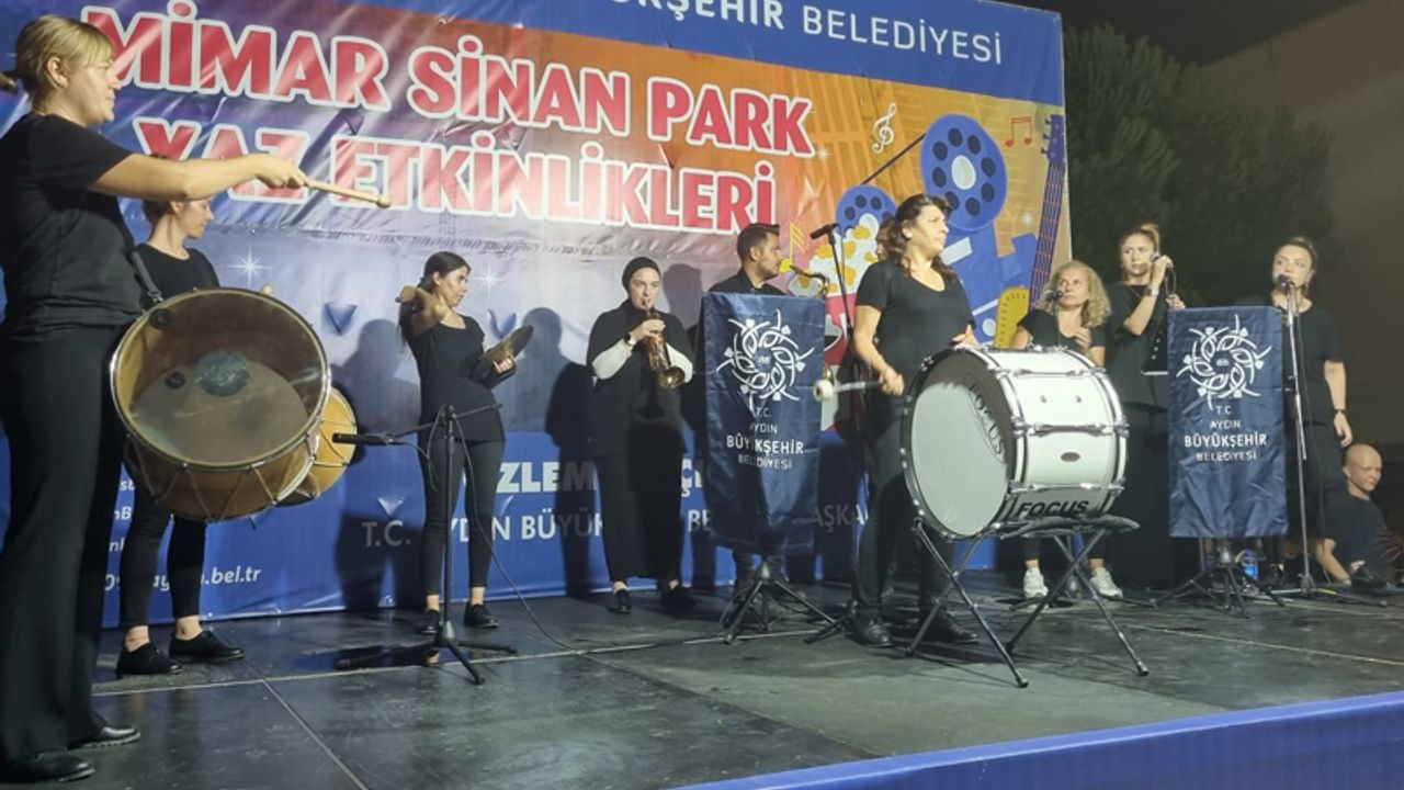 Büyükşehir Belediyesi’nden Mimar Sinan Parkı’nda müzik resitali