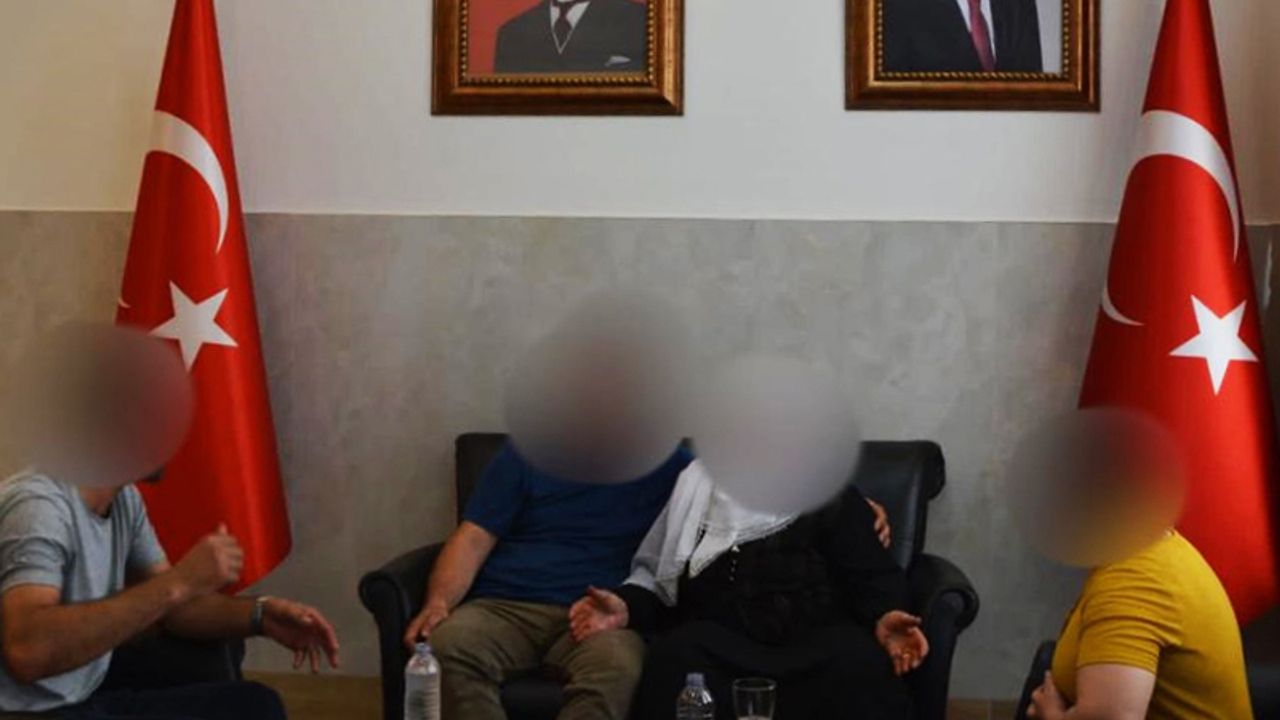 Jandarmanın ikna ettiği 2 terörist Aydın'da ailesiyle buluştu