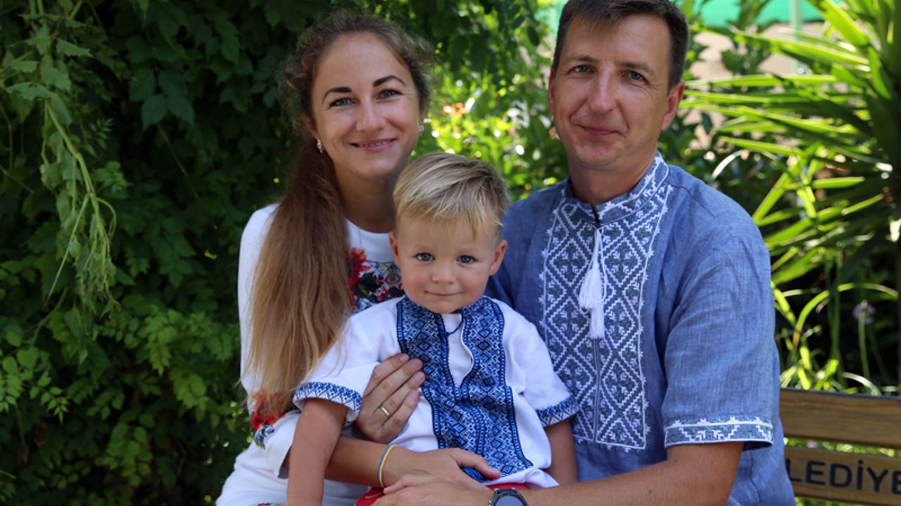 Savaştan kaçıp Kuşadası'na yerleşen Ukraynalı aile evlerine dönmek istiyor