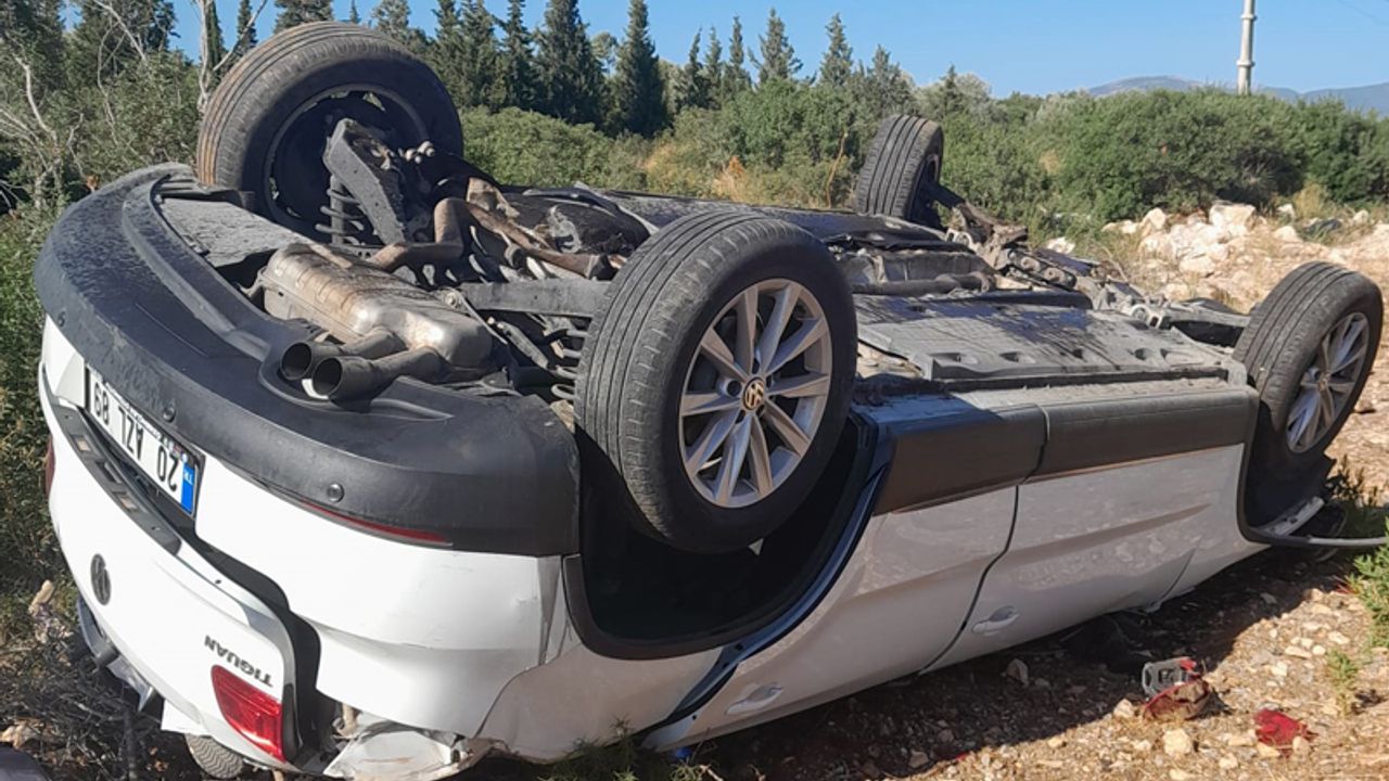 Aydın'da takla atan otomobildeki 4 kişi yaralandı