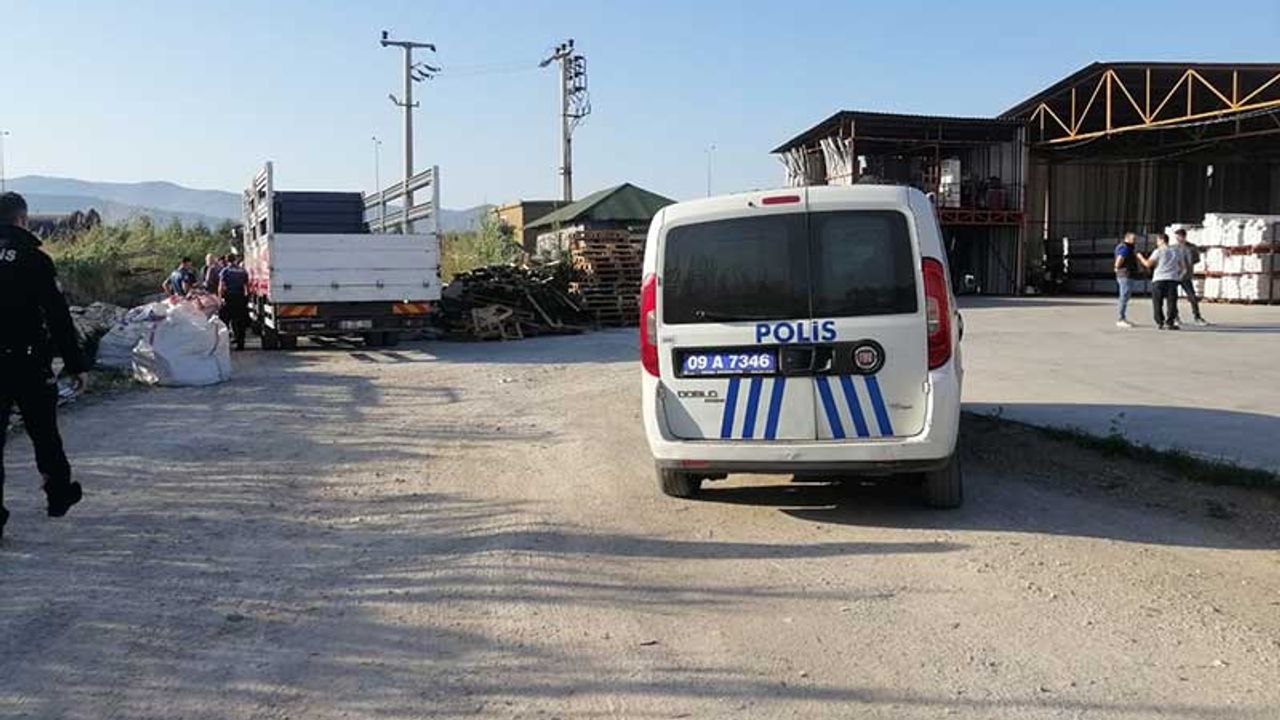 Aydın'da bir kişi kamyon kasasında asılı bulundu