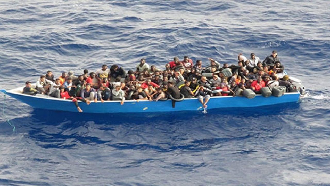 Kuşadası'nda 44 düzensiz göçmen yakalandı