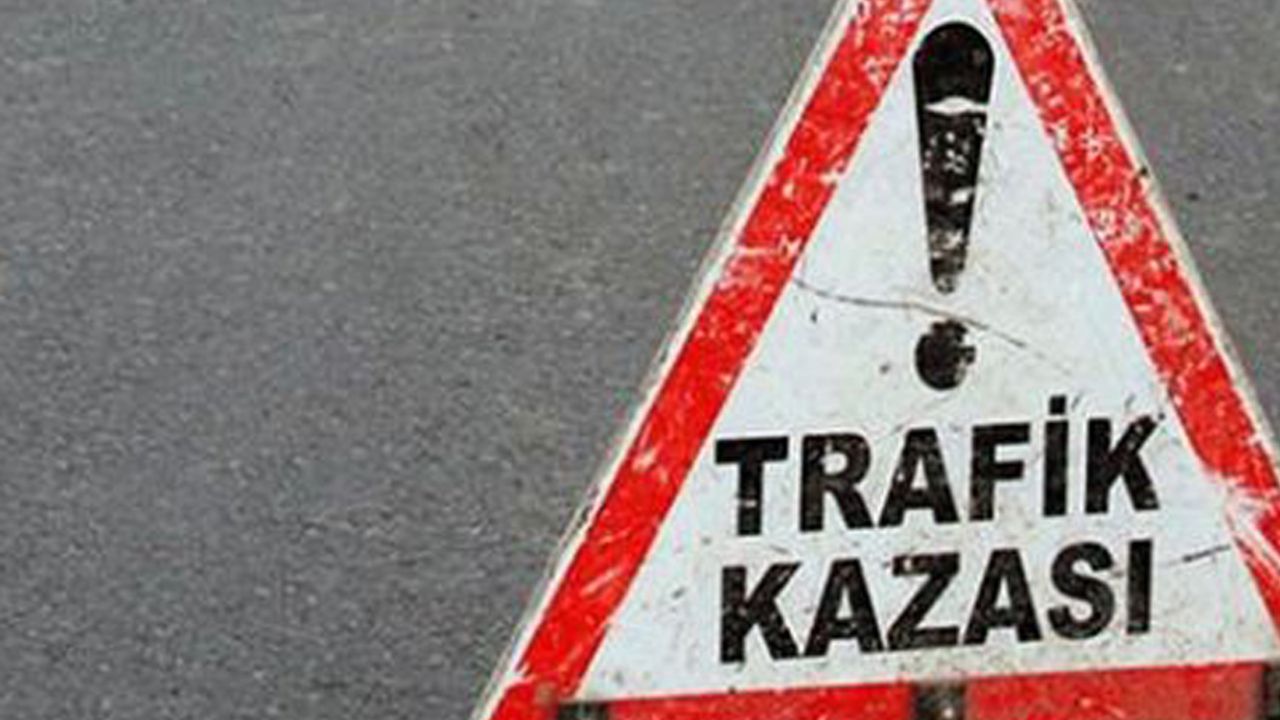 Aydın'da otomobilin hafif ticari araca çarpması sonucu bir kişi yaralandı