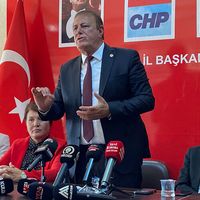 SİYASET