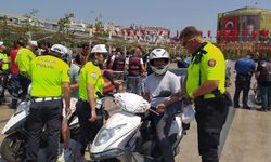 Aydın'da motosiklet sürücülerine güvenli sürüş eğitimi