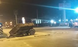 Otomobil traktör römorkuna çarptı: 1 yaralı