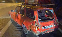 Otomobille TIR'ın çarpışması sonucu 4 kişi yaralandı
