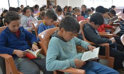 Yenipazar'da bir köy okulunda kütüphane açılışı gerçekleştirildi