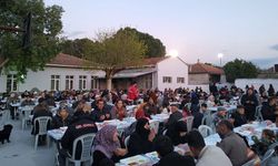 Büyükşehir Belediyesi vatandaşları iftar sofralarında bir araya getirmeye devam ediyor
