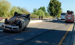 Ortaklar'da kaza: Araç ters yattı