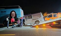 Aydın'da feci kaza! Seçim otobüsüne çarpan araçta hayatını kaybetti