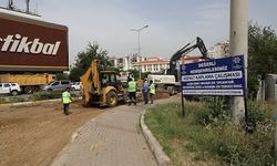Aydın Büyükşehir Belediyesi Alparslan Türkeş Bulvarı’nda kazı çalışmaları yapıyor