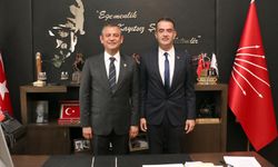 CHP Genel Başkanı Özel’den, Başkan Arıcı’ya büyük övgü