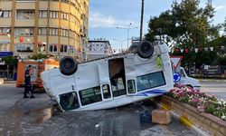 Aydın’da servis minibüsleri çarpıştı